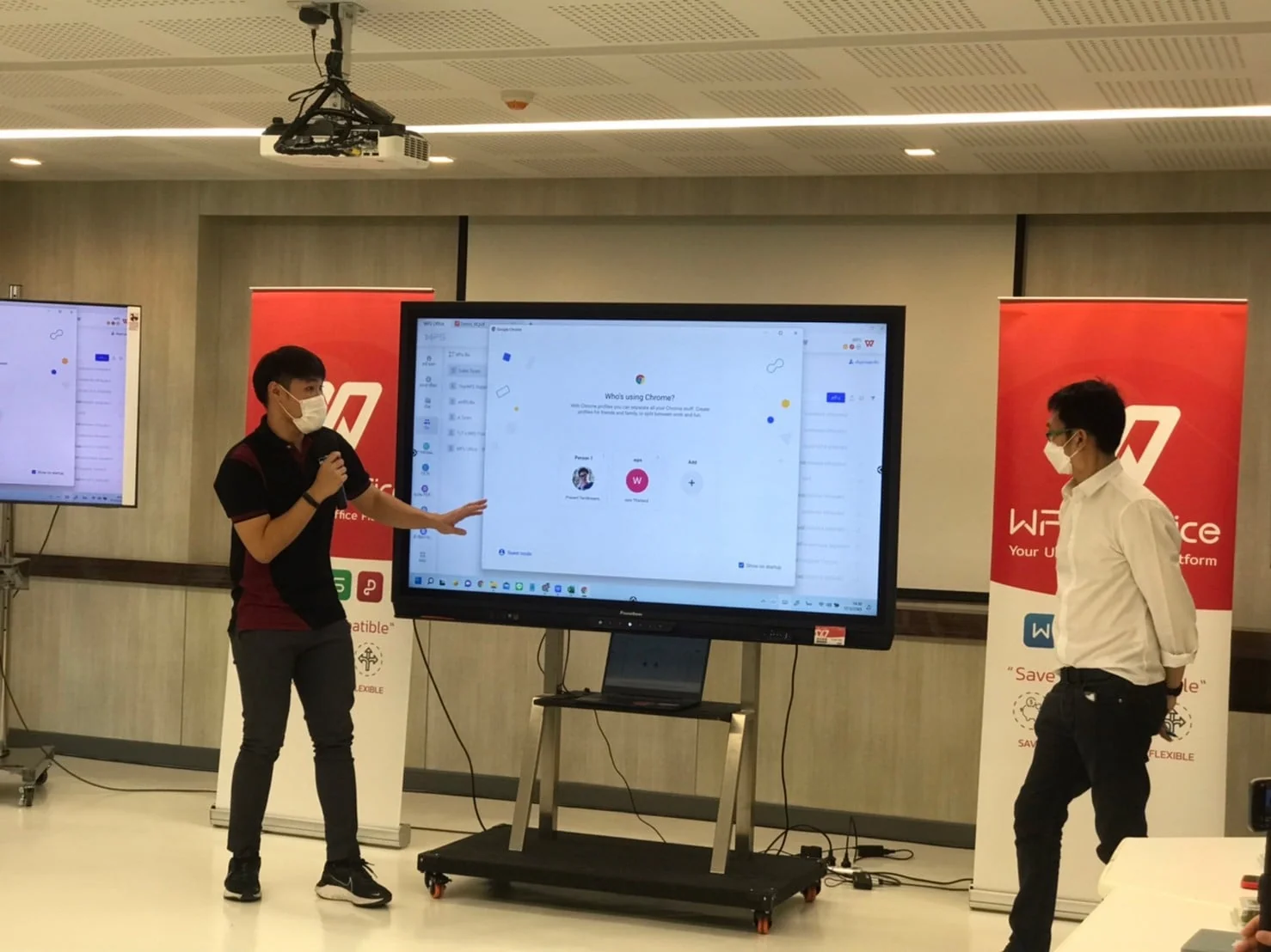 คณบดีคณะการจัดการการท่องเที่ยวนิด้า เข้าร่วมการรับมอบโปรแกรม WPS Office ณ ห้อง Co-Learning Space ชั้น 3 อาคารราชพฤกษ์