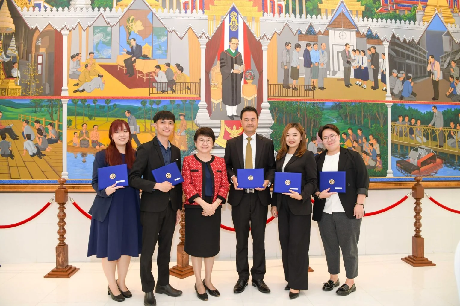 ขอแสดงความยินดีกับนักศึกษาที่ได้รับทุนการศึกษา ในปีการศึกษา 2565 ในพิธีรับรางวัลนักศึกษาดีเด่น