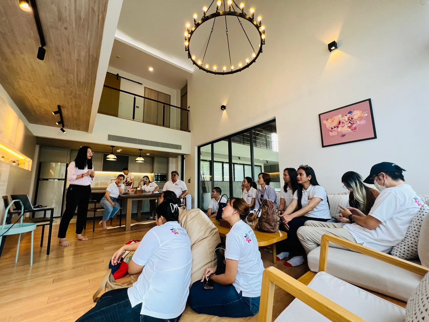 กิจกรรมการเรียนรู้ล่าสุดของนักศึกษาปริญญาโท ภาคพิเศษ กรุงเทพฯ ในรายวิชา ทท6002 การจัดการการท่องเที่ยวและบริการภายใต้พลวัตโลก โดย รศ.ดร.กนกกานต์ แก้วนุช