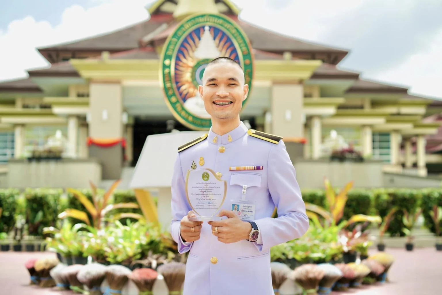 คณะการจัดการการท่องเที่ยวขอแสดงความยินดีกับ ศิษย์เก่า ภาคปกติ รุ่นที่ 22 นายณัฐพล อ่องเพชร นักศึกษาทุน 2