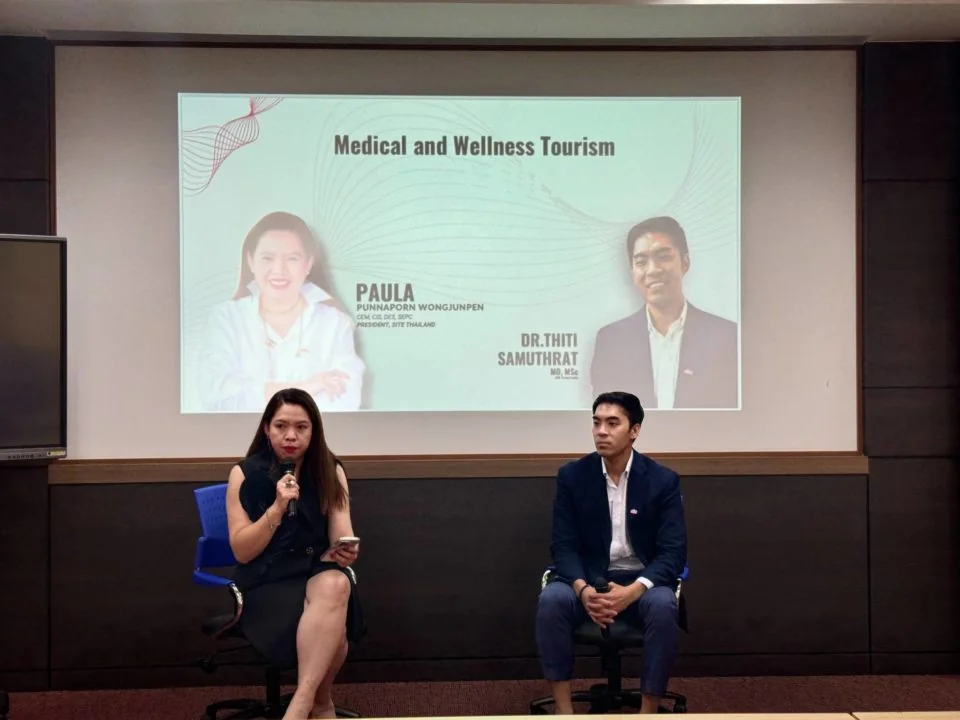 หลักสูตรการจัดการมหาบัณฑิต ภาคพิเศษ คณะการจัดการการท่องเที่ยว ขอขอบคุณ Miss Punnaporn Wongjunpen และ Dr. Thiti Samuthrat, MD
