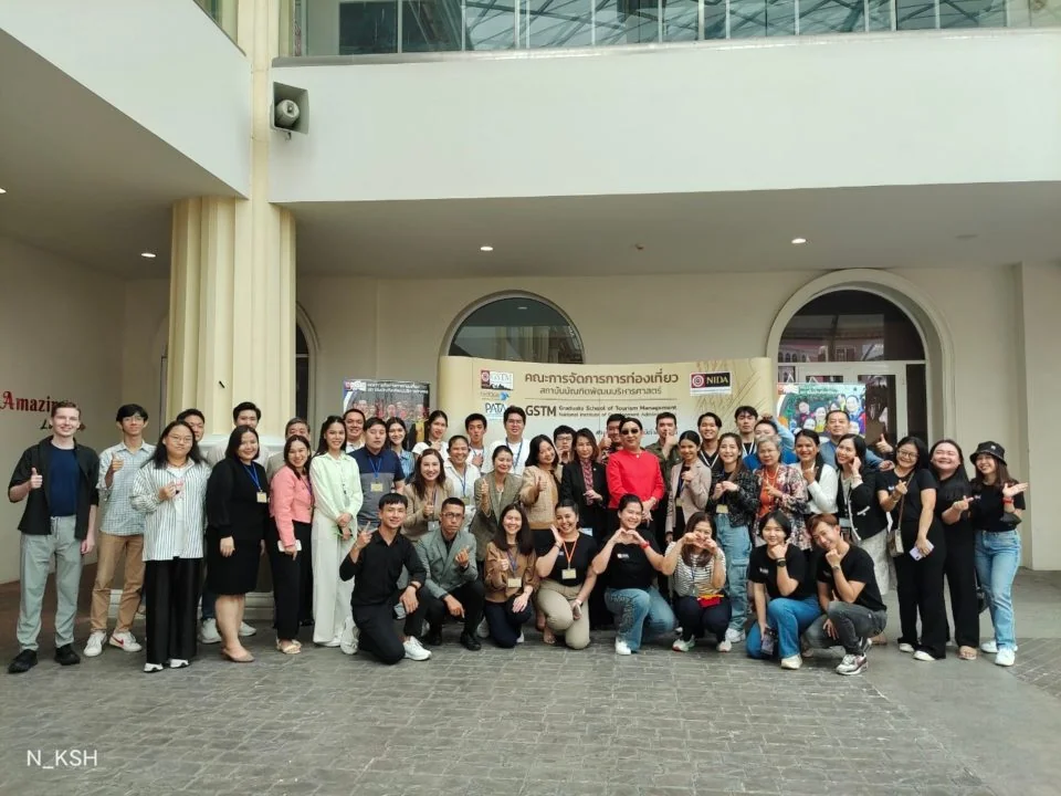 คณะการจัดการการท่องเที่ยวจัดปฐมนิเทศนักศึกษาใหม่ หลักสูตรปรัชญาดุษฎีบัณฑิต (ป. เอก) และหลักสูตรการจัดการมหาบัณฑิต (ป. โท) ณ สยามอเมซิ่งปาร์ค