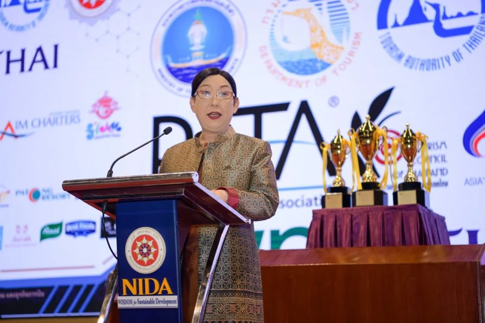 พิธีเปิดการแข่งขันตอบคำถามระดับชาติภาคบริการ ด้านการท่องเที่ยว การโรงแรมและธุรกิจการบิน