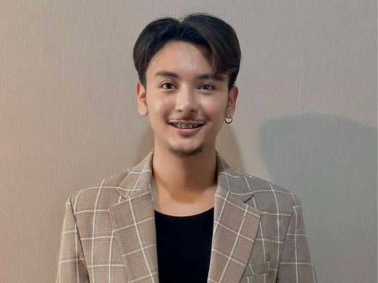 ขอแสดงความยินดีกับนายกมลภพ ปิ่นละมัย (เฟรม)