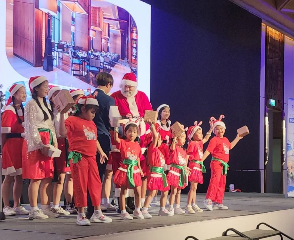 คณะการจัดการการท่องเที่ยว เข้าร่วมงาน PATA & SKAL Christmas Luncheon Charity 2024