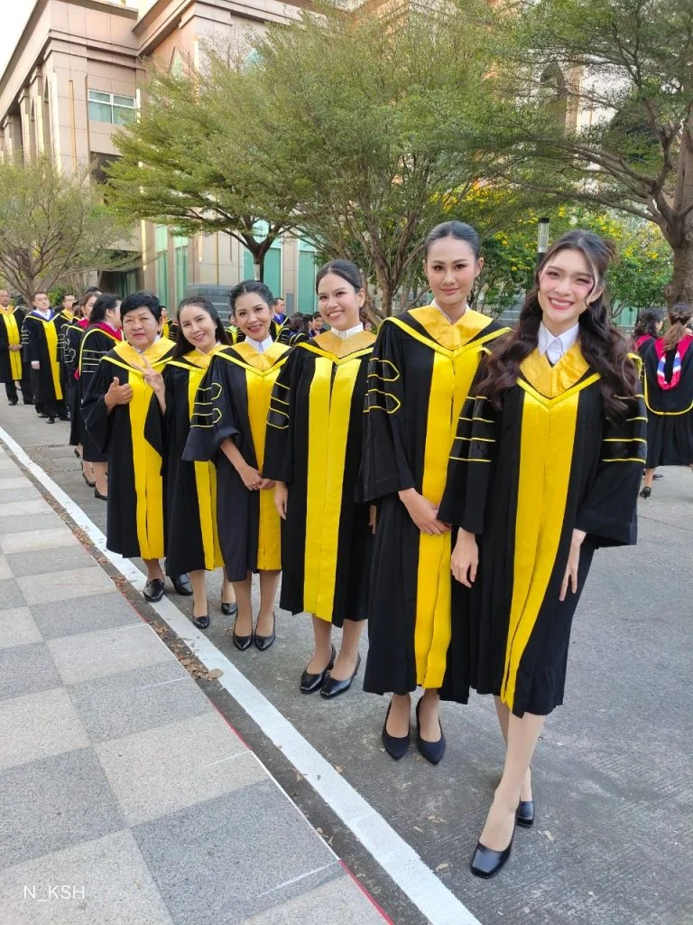 คณะการจัดการการท่องเที่ยว ขอแสดงความยินดีกับมหาบัณฑิตและดุษฏีบัณฑิตทุกท่าน