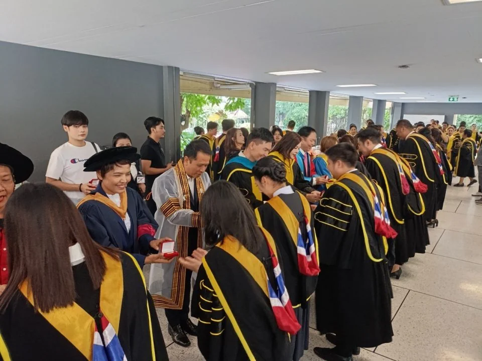 พิธีมอบเข็มจบการศึกษา คณะการจัดการการท่องเที่ยว สถาบันบัณฑิตพัฒนบริหารศาสตร์ (NIDA)