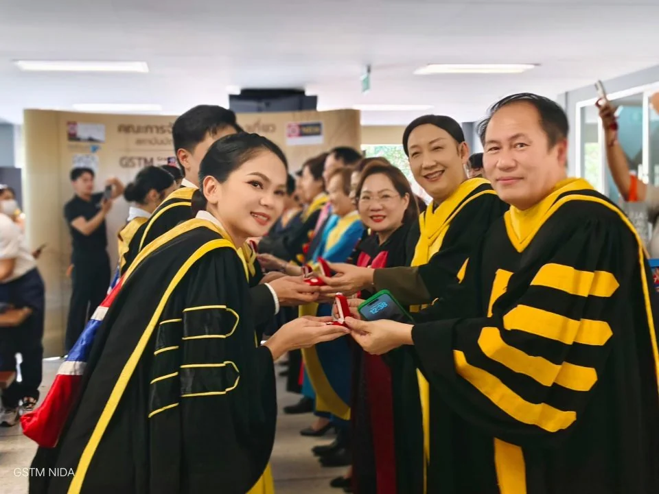 พิธีมอบเข็มจบการศึกษา คณะการจัดการการท่องเที่ยว สถาบันบัณฑิตพัฒนบริหารศาสตร์ (NIDA)