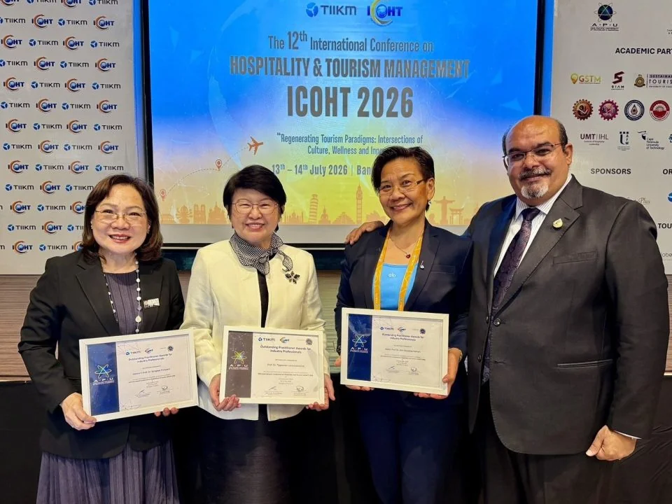ผู้บริหารและคณาจารย์ NIDA รับรางวัลระดับนานาชาติ ICOHT 2026